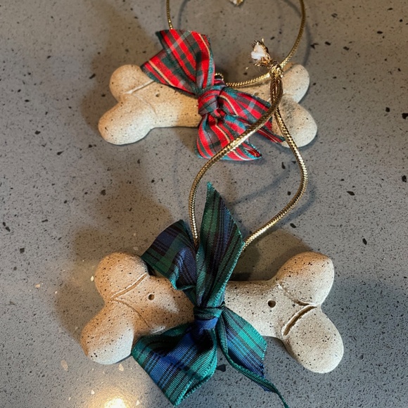 5 dog bone/biscuit ornaments - Picture 5 of 7